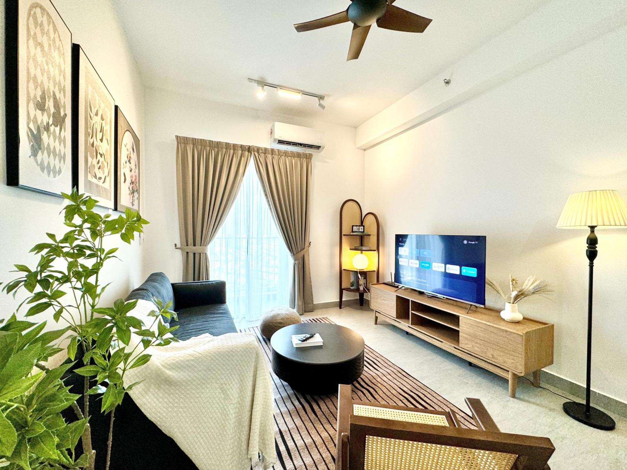 Sunsuria Forum Soho & Setia Alam By Moka Apartment *