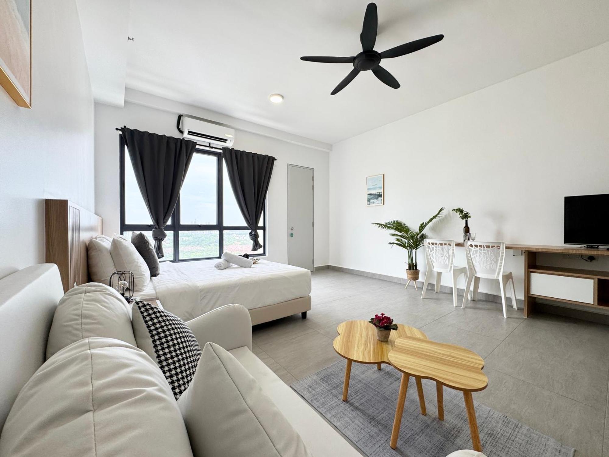 Sunsuria Forum Soho & Setia Alam By Moka Apartment
