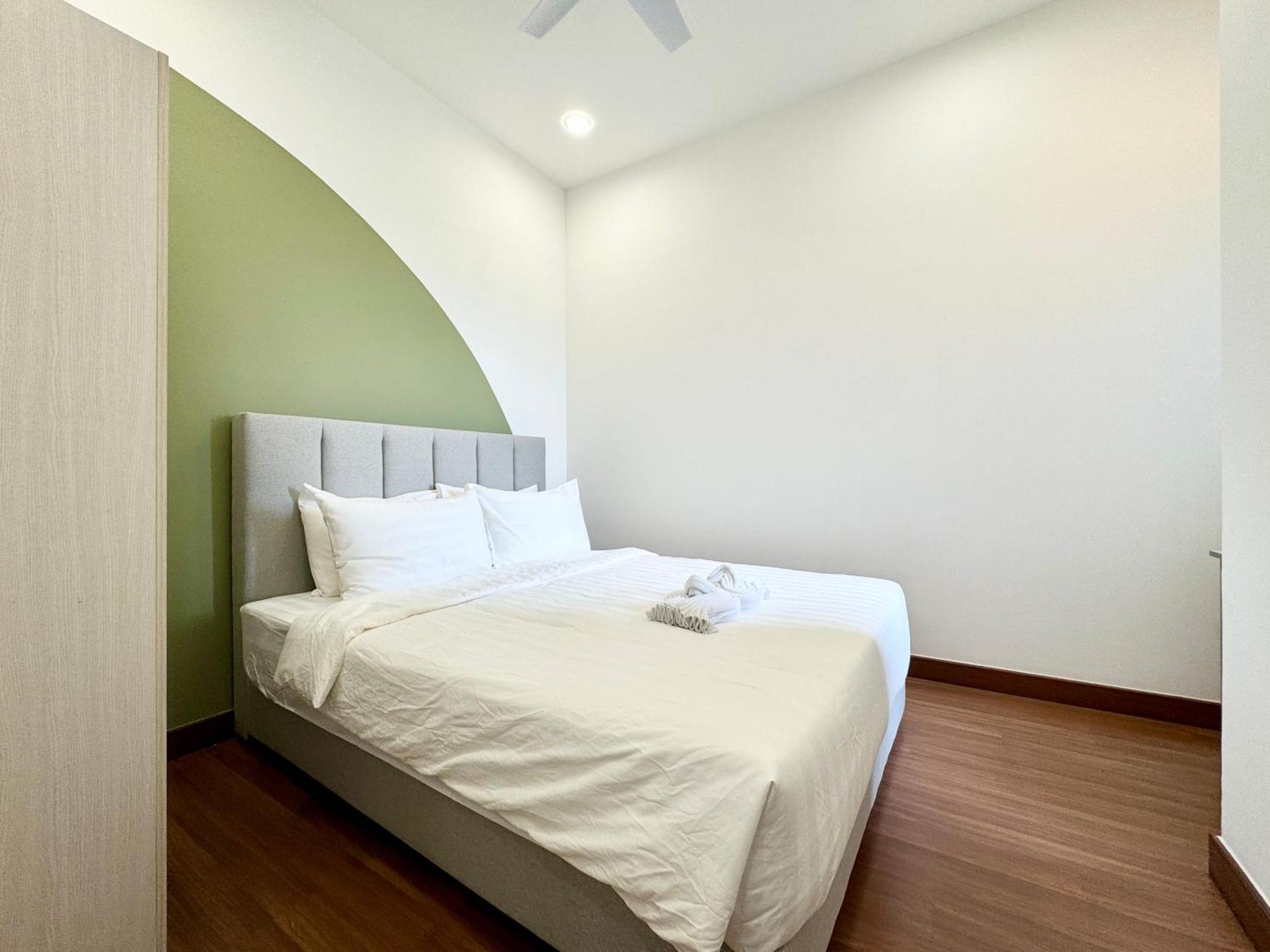 Apartment Sunsuria Forum Soho & Setia Alam By Moka Shah Alam